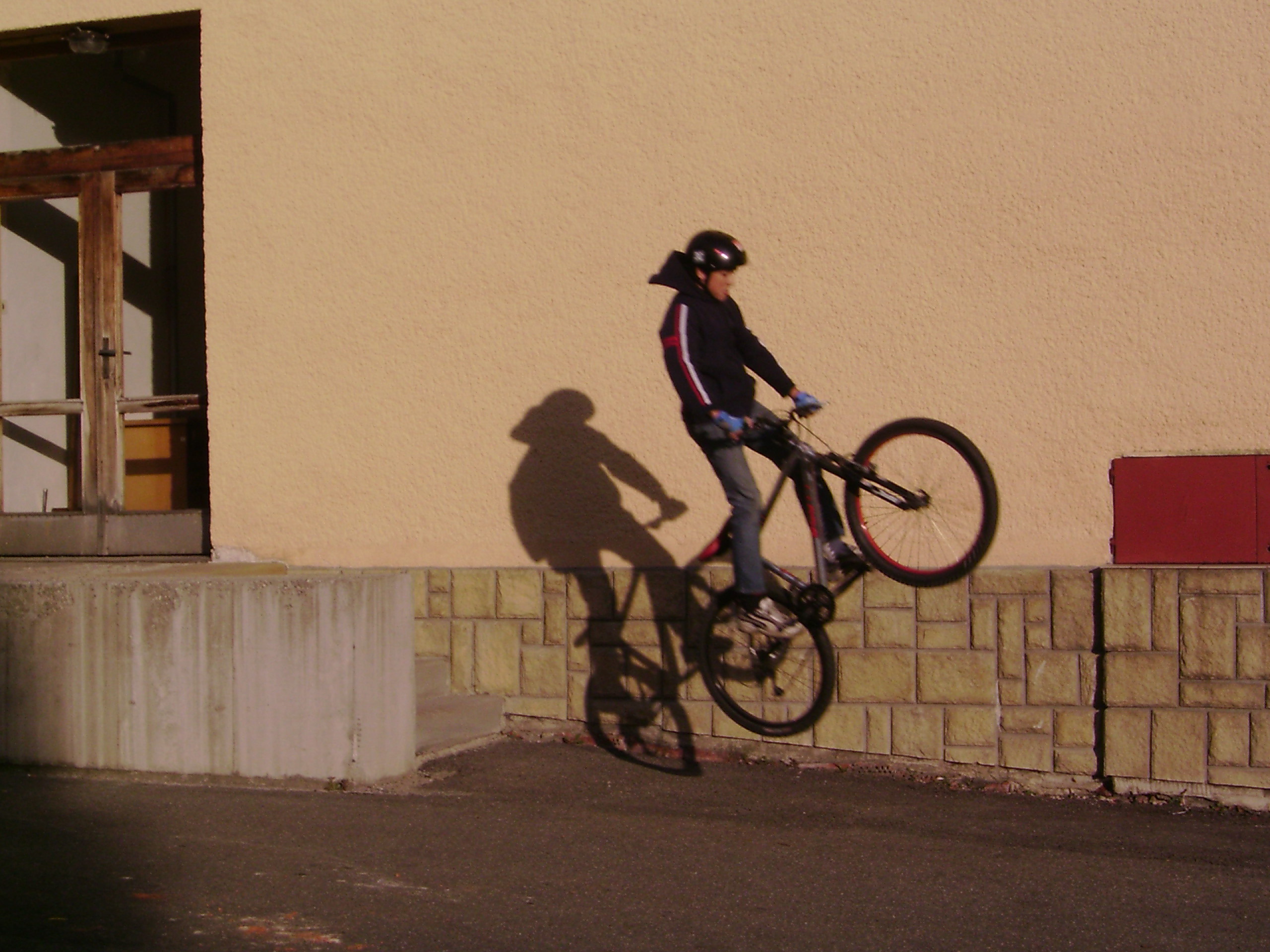 Bike 002.jpg